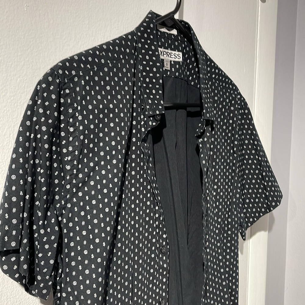 Men’s Medium casual button up shirt. Great condition